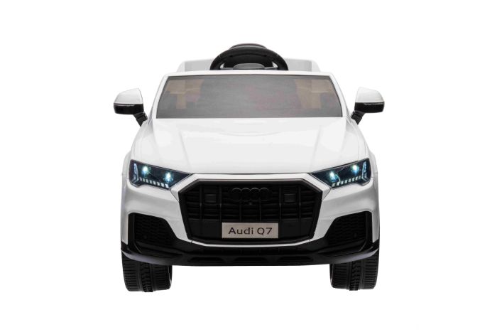 Audi q7 child car online